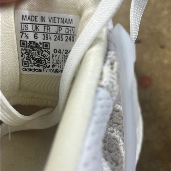 Adidas white ultraboost 1.0 with gum soles
Size: 7.5 - Picture 12 of 13